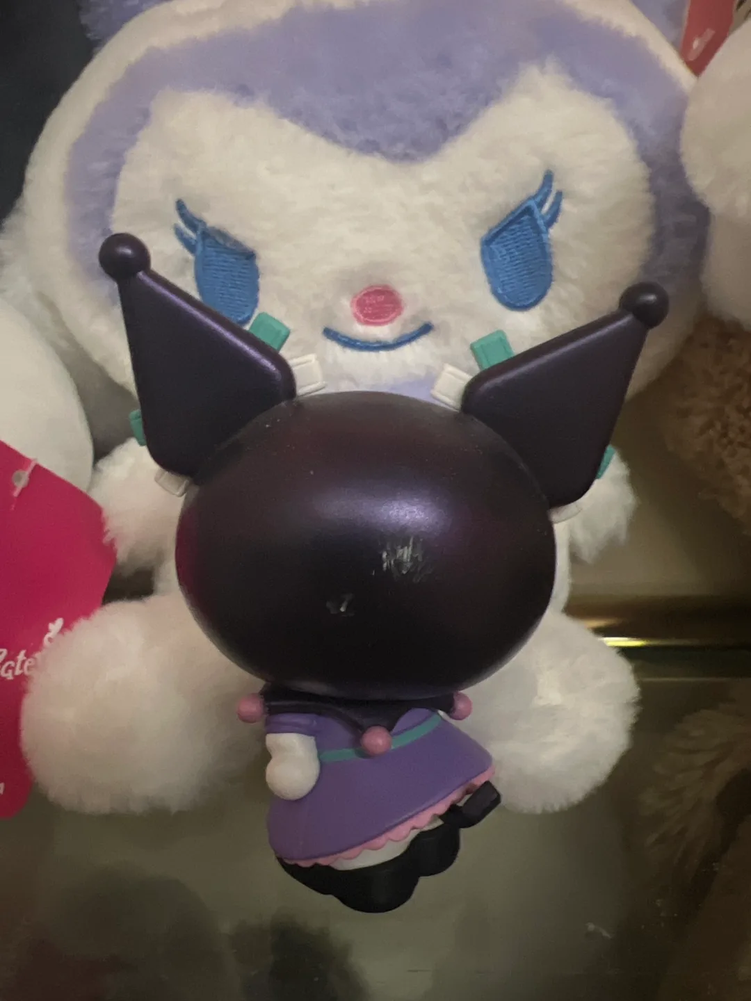 Kuromi Figurine image indicator(2)