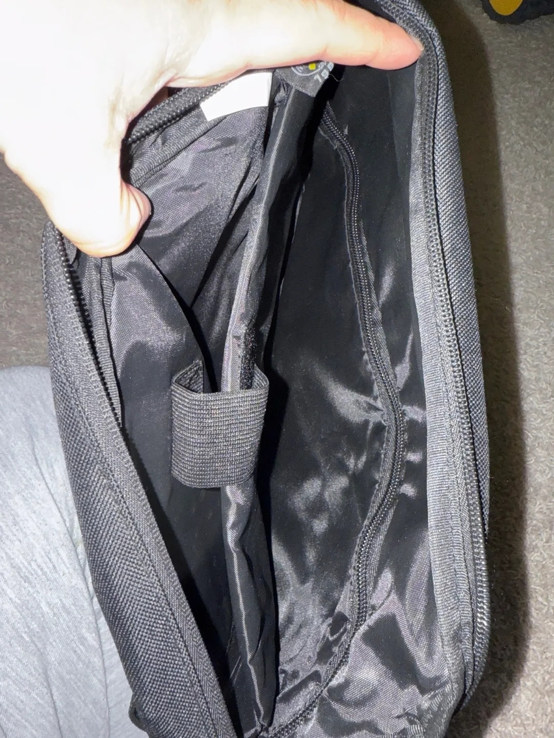 Maui and Sons Sling Backpack image indicator(6)