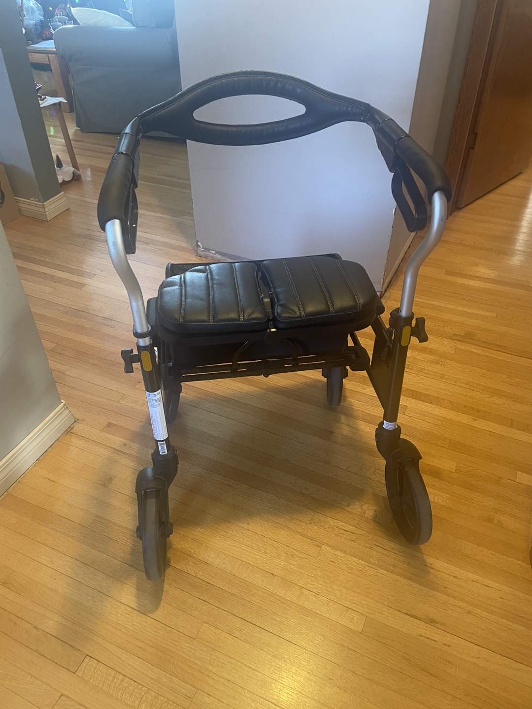 Drive Medical Evolution Rollator Walker with Seat