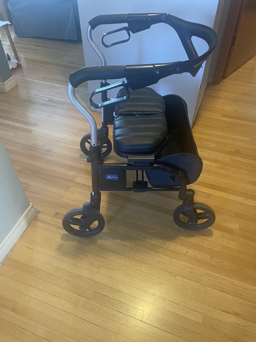 Drive Medical Evolution Rollator Walker with Seat - photo 5