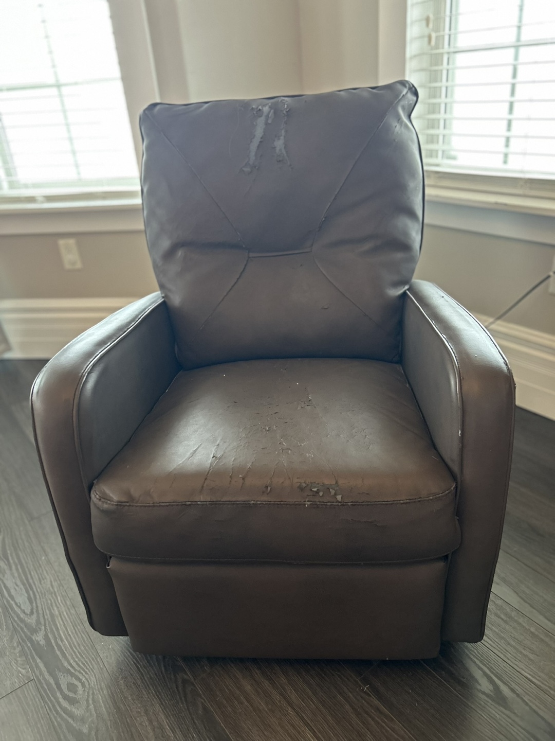 Electric Recliner - photo 2