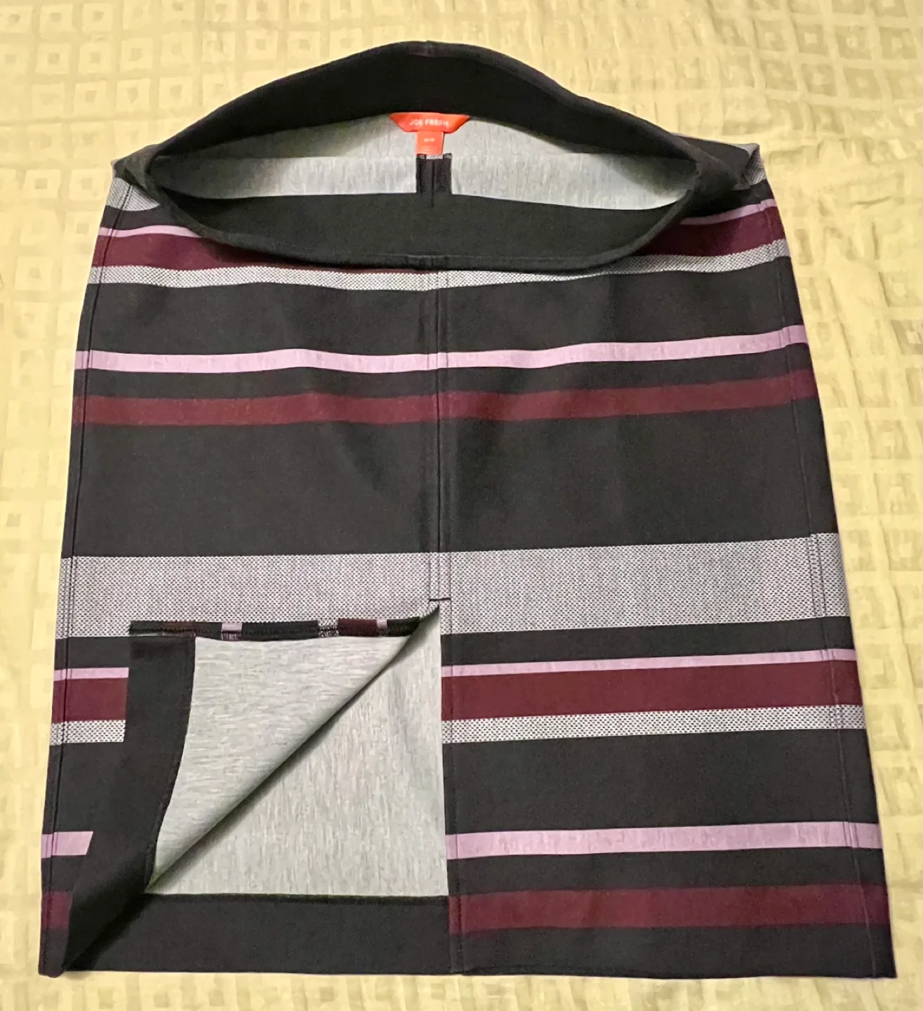 Joe Fresh Women's Size Medium Striped Pencil Skirt image indicator(2)