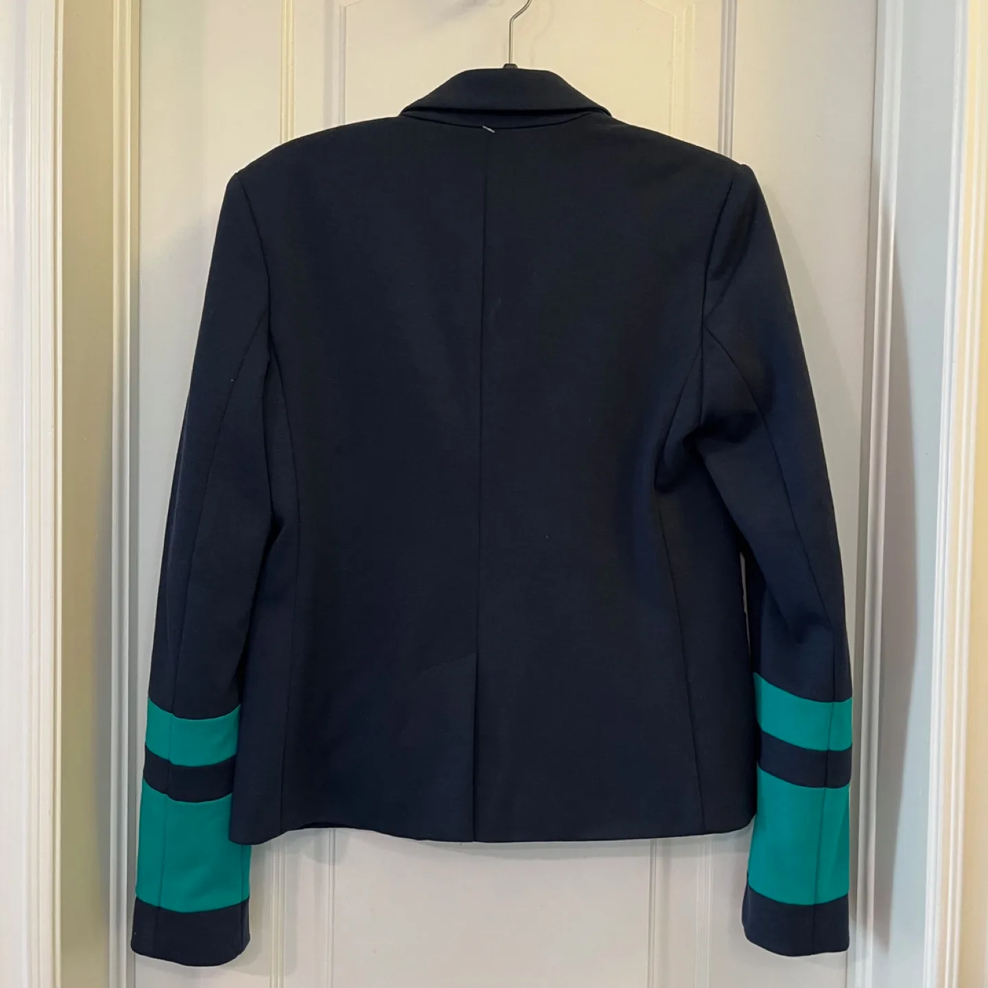 NEW - GAP Women's Blazer Size 2 NWT image indicator(2)