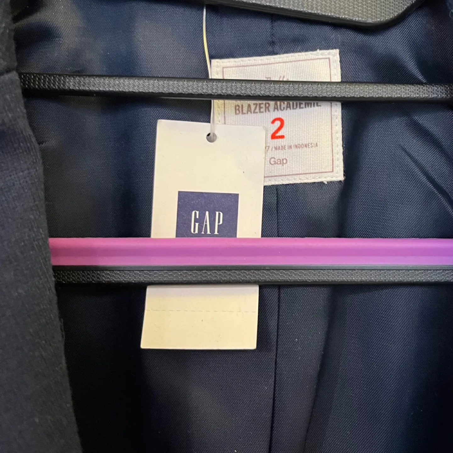 NEW - GAP Women's Blazer Size 2 NWT image indicator(3)