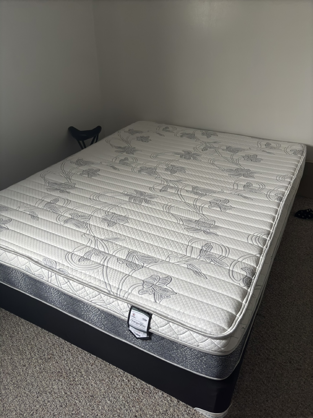 Queen Double Mattress and Boxspring Set - photo 3