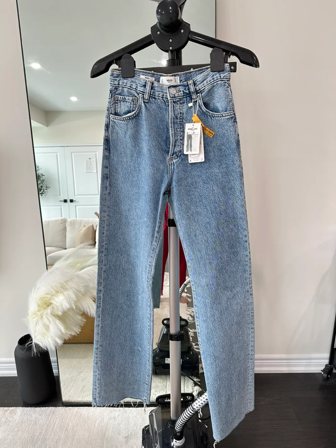 Mango Nora Wide Leg Jeans - Light Wash - Size 26 thumbnail