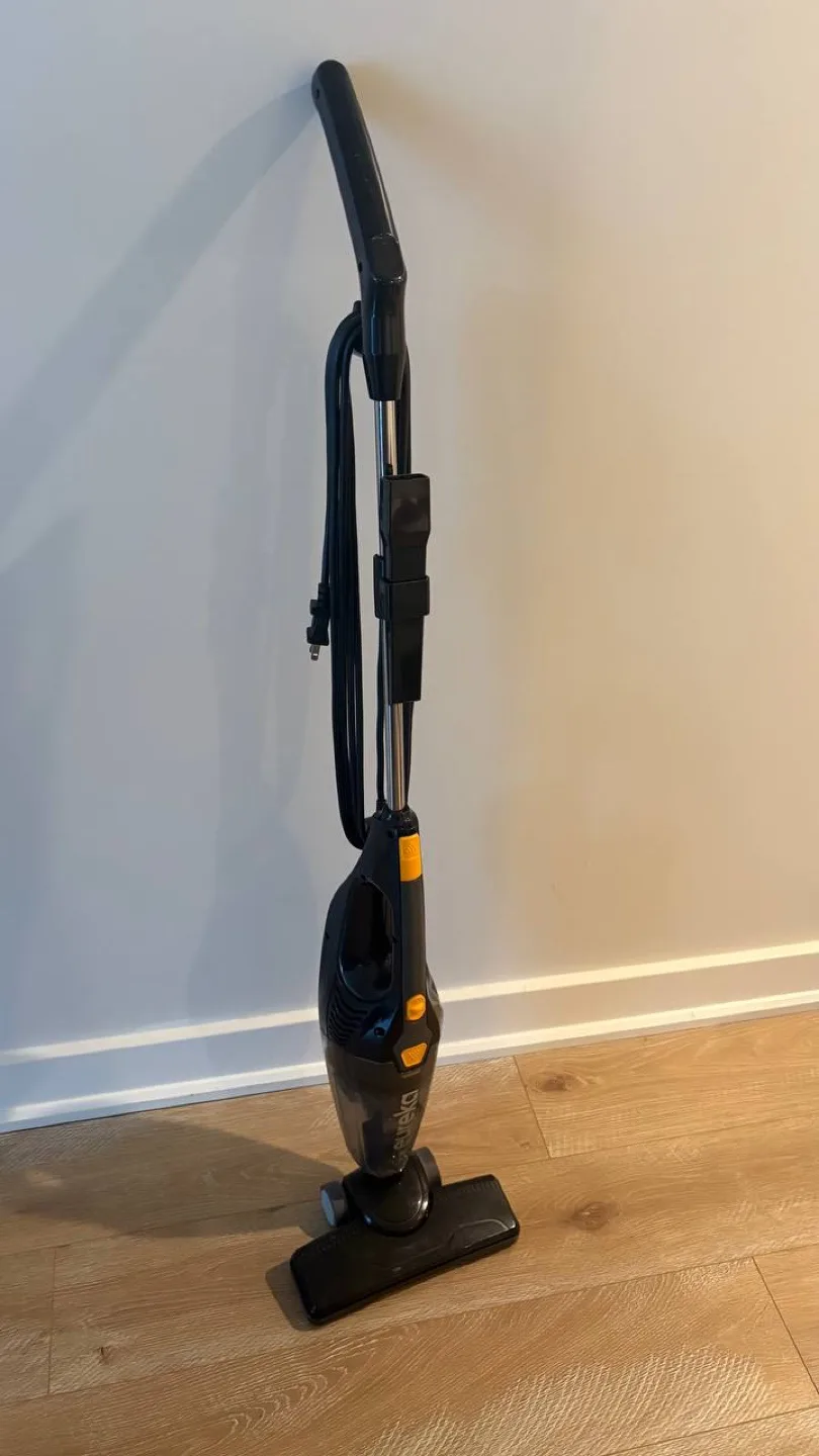 Vacuum in good condition thumbnail