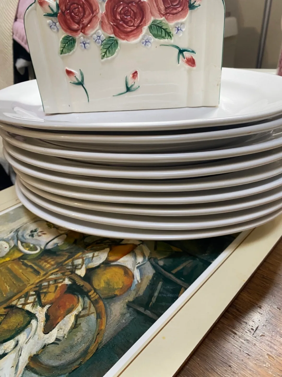 Set of 10 White Dinner Plates with Rose Napkin Holder thumbnail