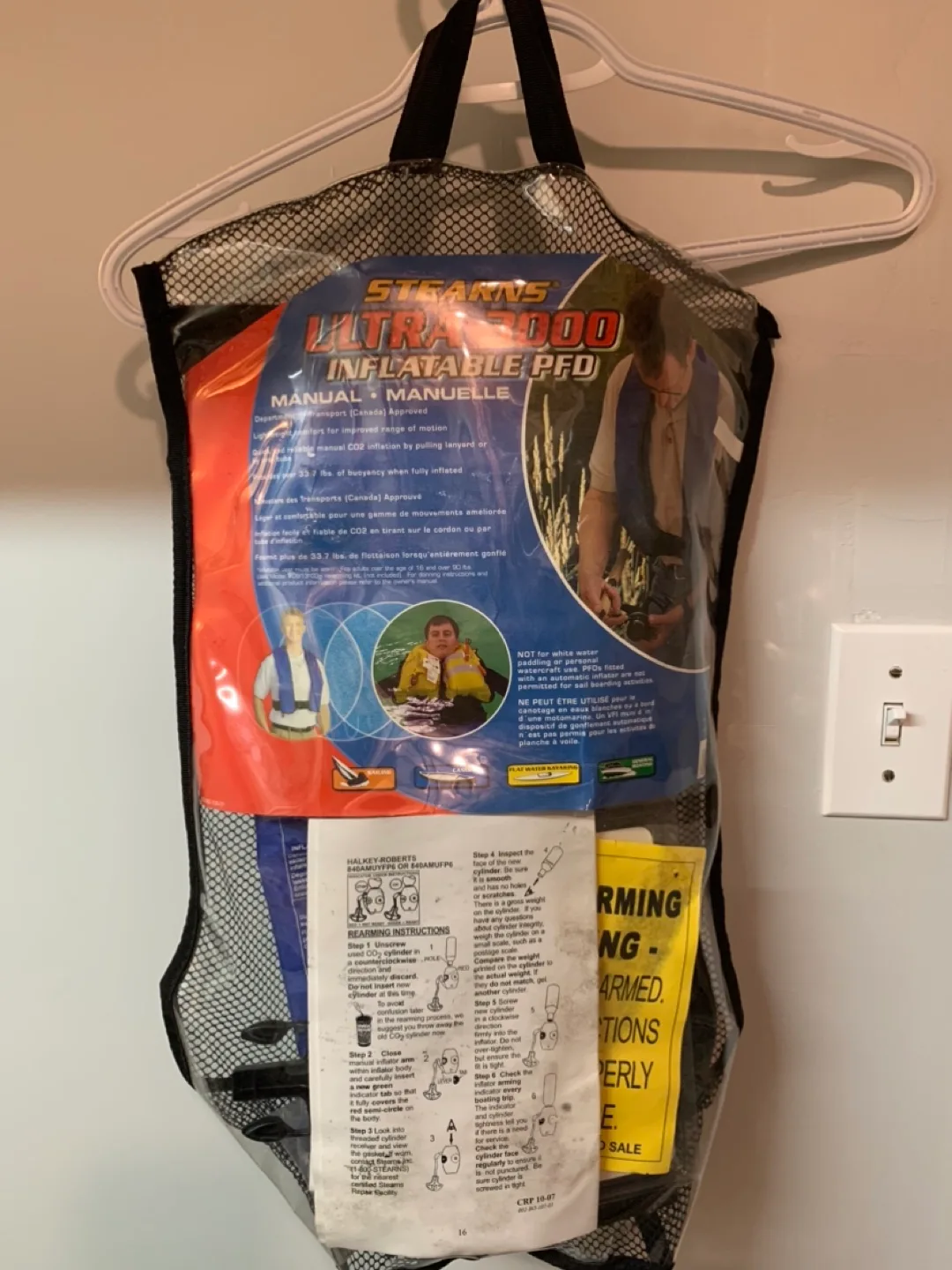 Stearns Ultra 3000 Manual Inflatable PFD. NEW image indicator(3)