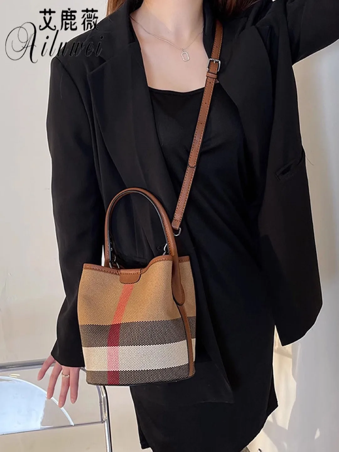 Stylish Bucket Bag - Brown Check Pattern image indicator(2)