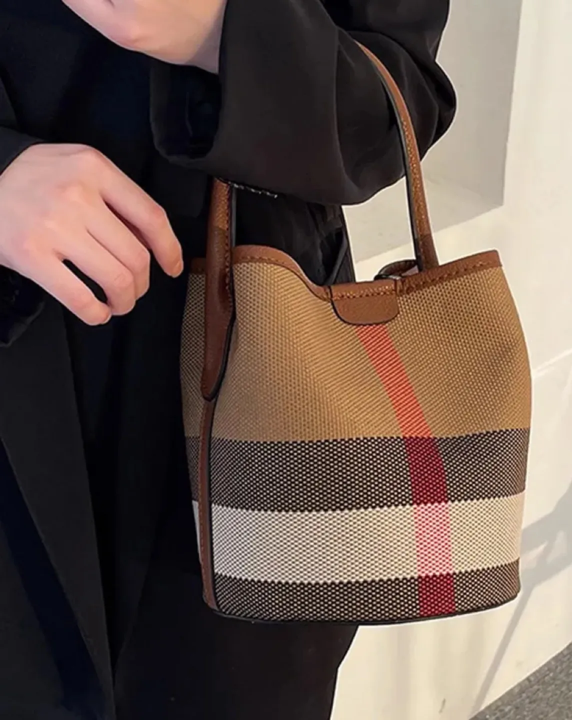 Stylish Bucket Bag - Brown Check Pattern image indicator(3)