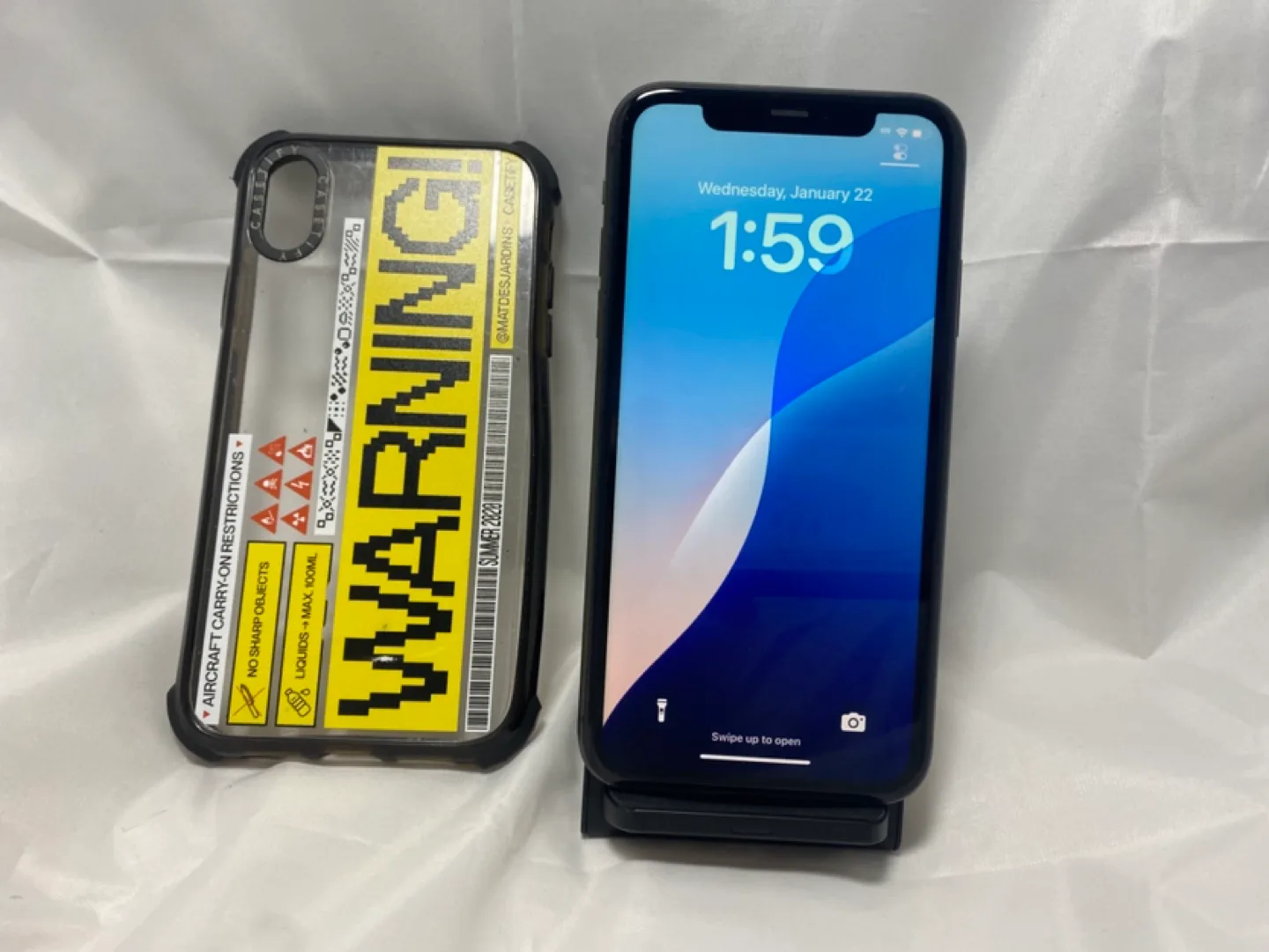 Apple iPhone 11 64GB iOS 18.1.1 Black MHCP3VC/A Battery 79% image indicator(2)