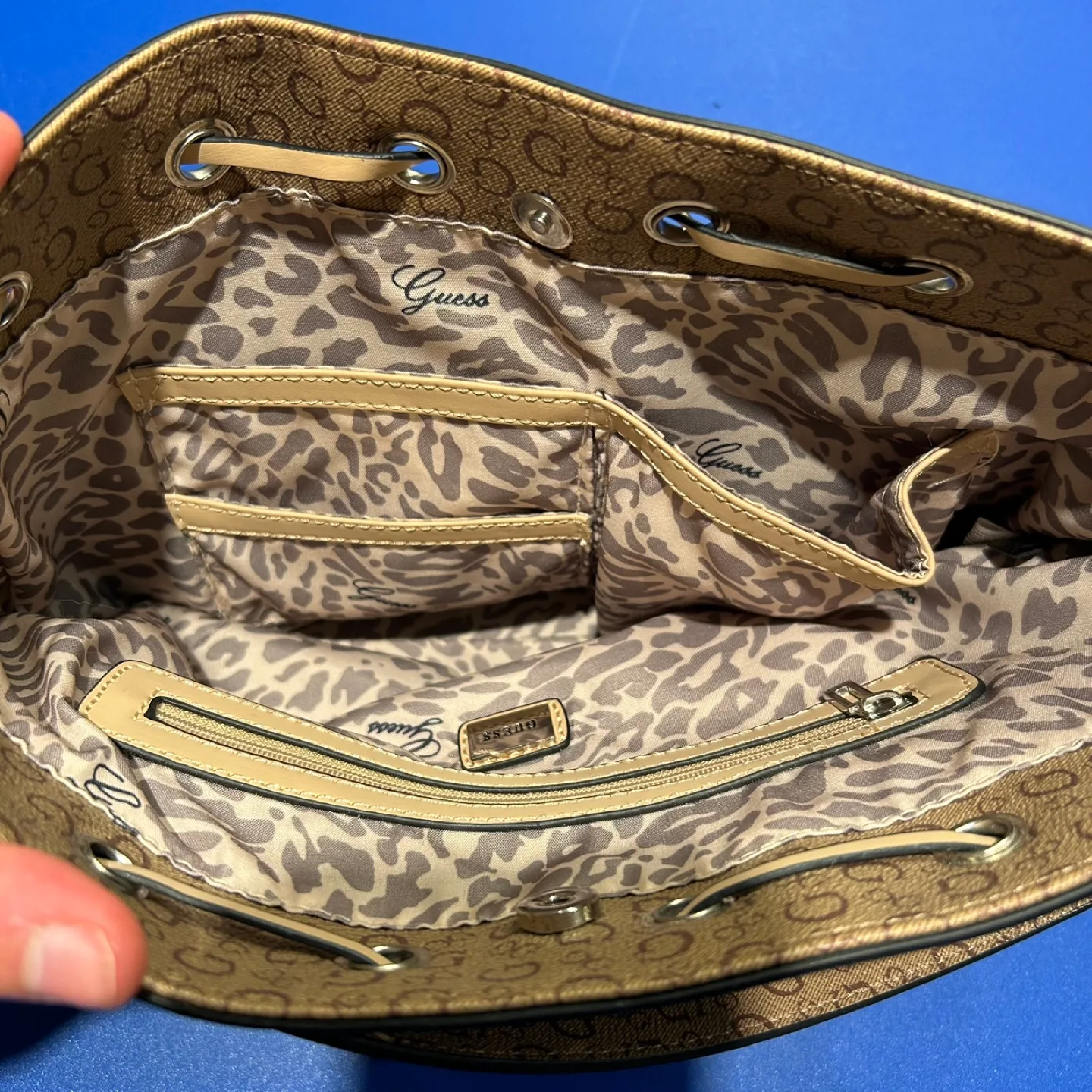 Guess Brown Bucket Bag with Flower Detail - Guess Purse Handbag image indicator(5)