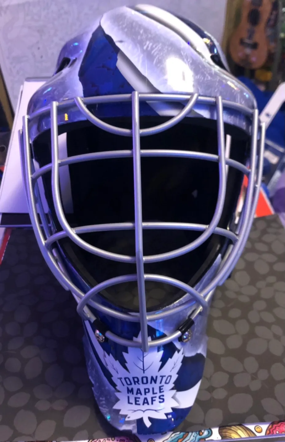 Toronto Maple Leafs Goalie Mask - Franklin GFM 1500 image indicator(2)