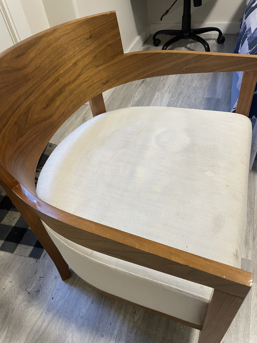 Mid-Century Modern Accent Chair - photo 2