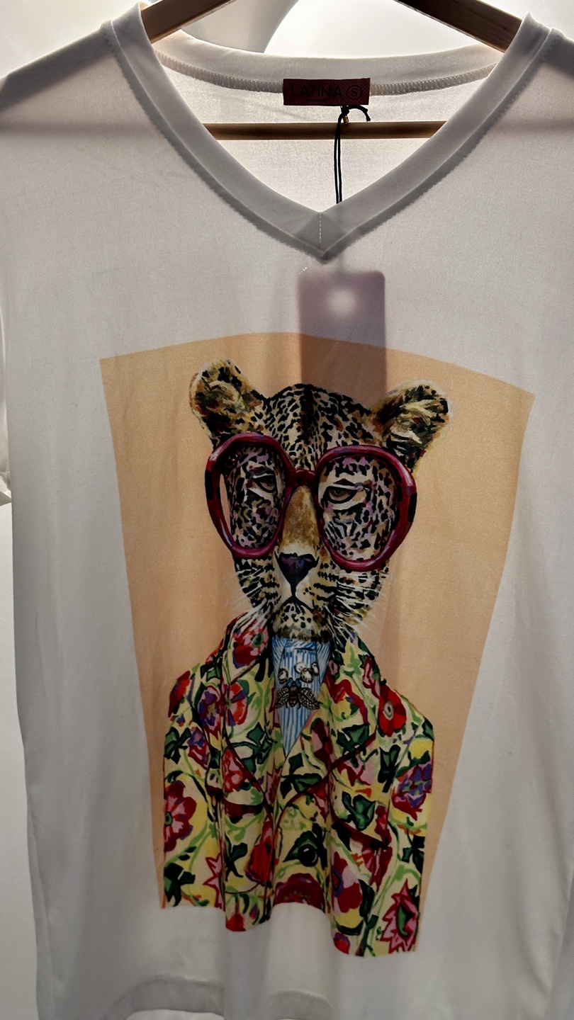 Vibrant Latina- Inspired Graphic Tees – Limited Edition!l - photo 2