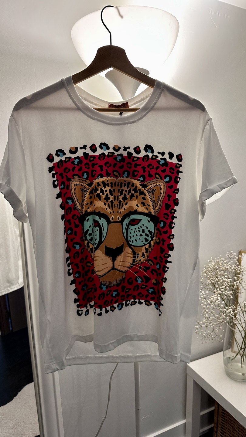 Vibrant Latina- Inspired Graphic Tees – Limited Edition!l - photo 4
