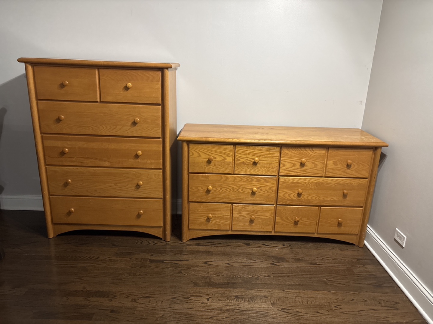 Wooden Dresser Set