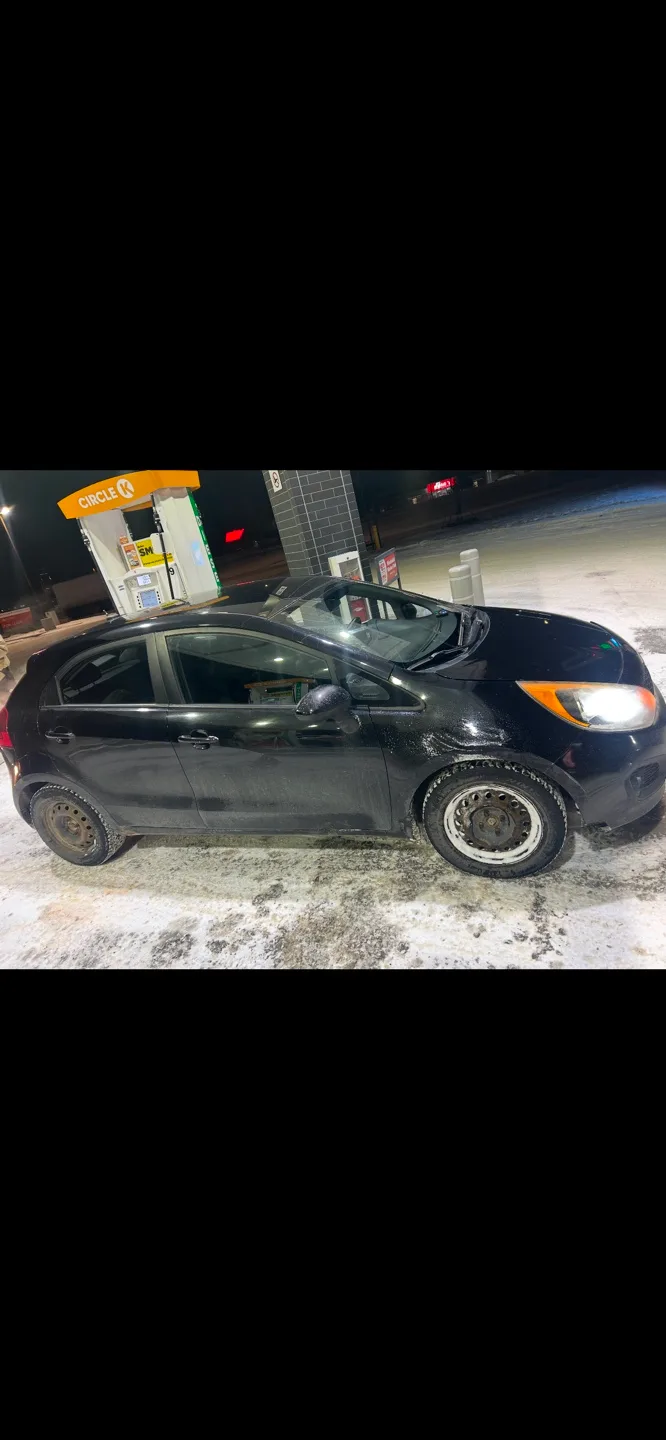 2013 Kia Rio active image indicator(3)