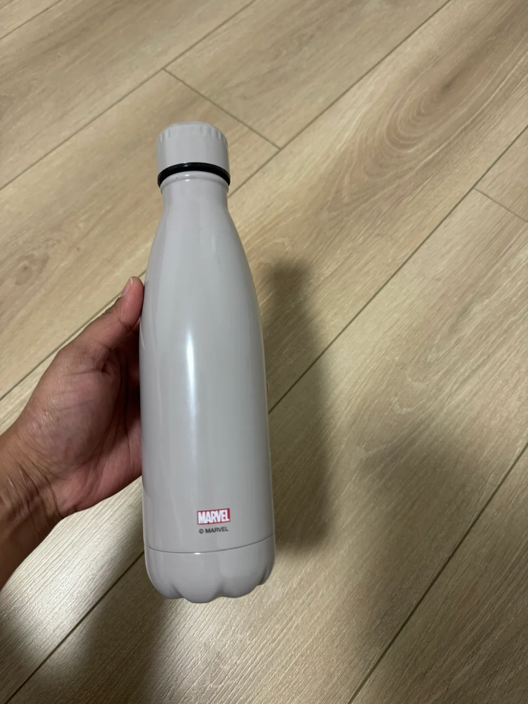 Marvel Avengers Iron Man Water Bottle image indicator(2)