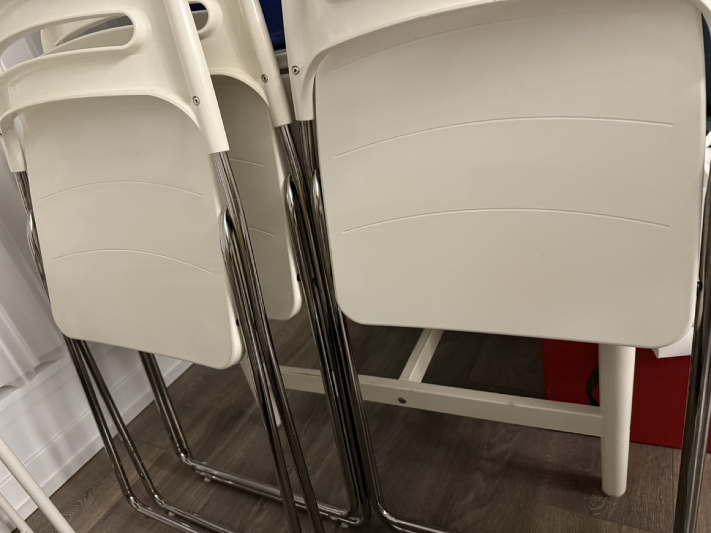 IKEA INGATORP Drop-Leaf Table with Four Folding Chairs - photo 4