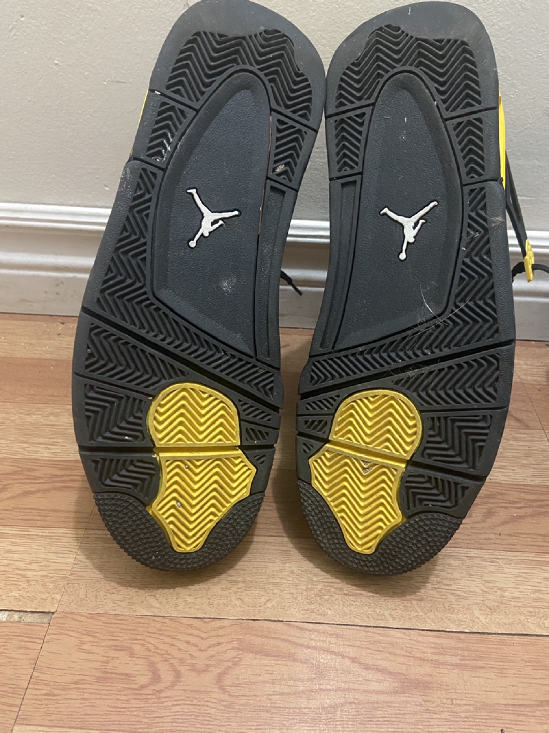 Air Jordan 4 Retro 'yellow Thunder' - photo 4