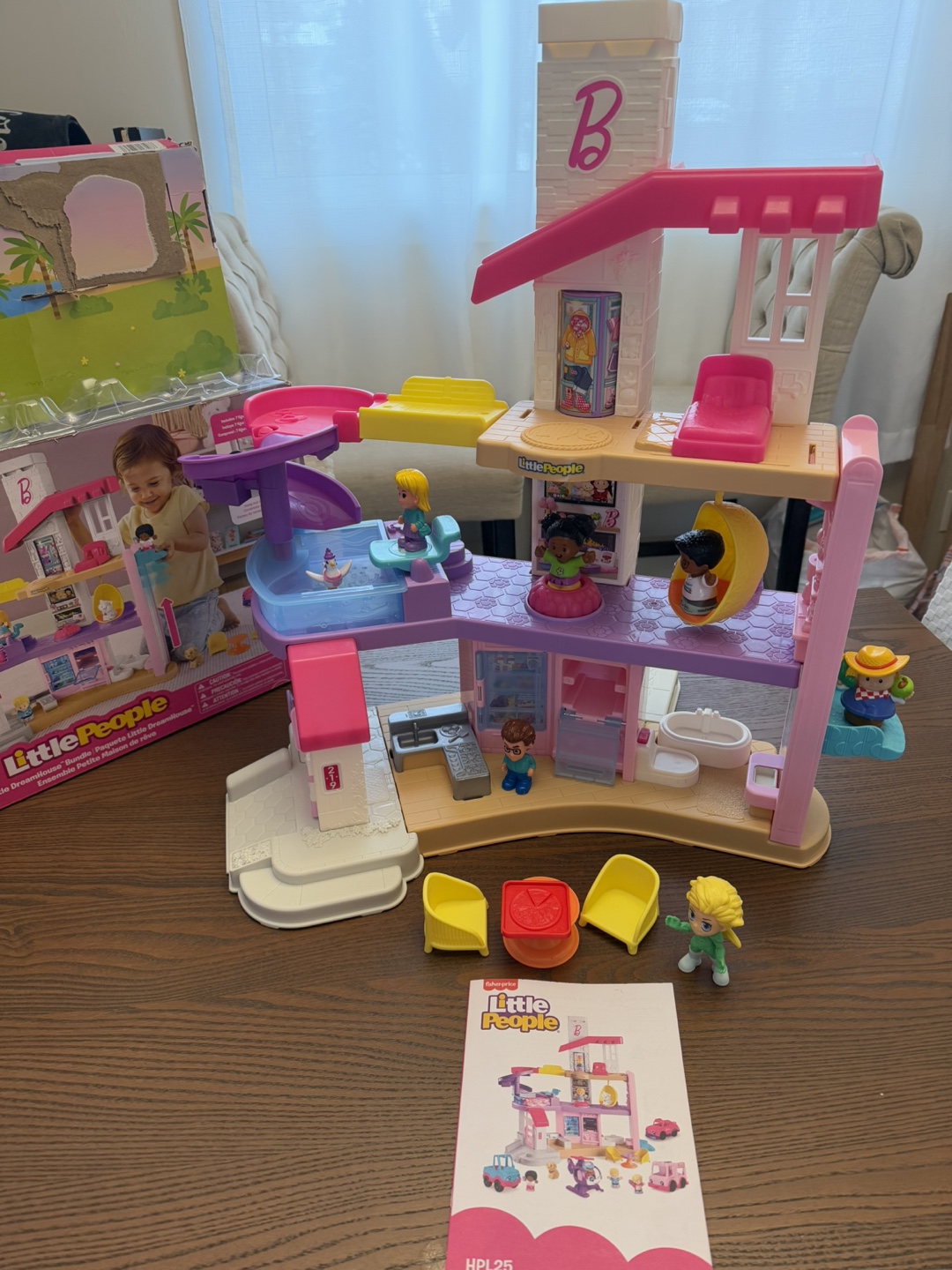 Fisher-Price Little People Barbie 3-Story Dreamhouse Playset - photo 2
