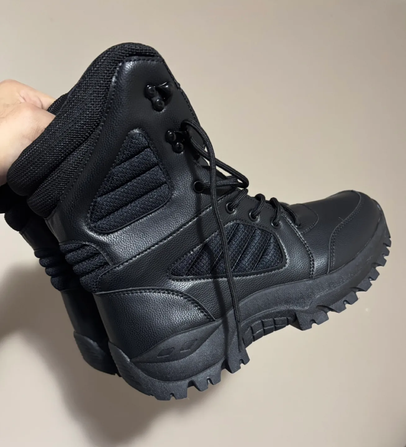 Men's Size 11 winter waterproof Boots *NEW* image indicator(2)