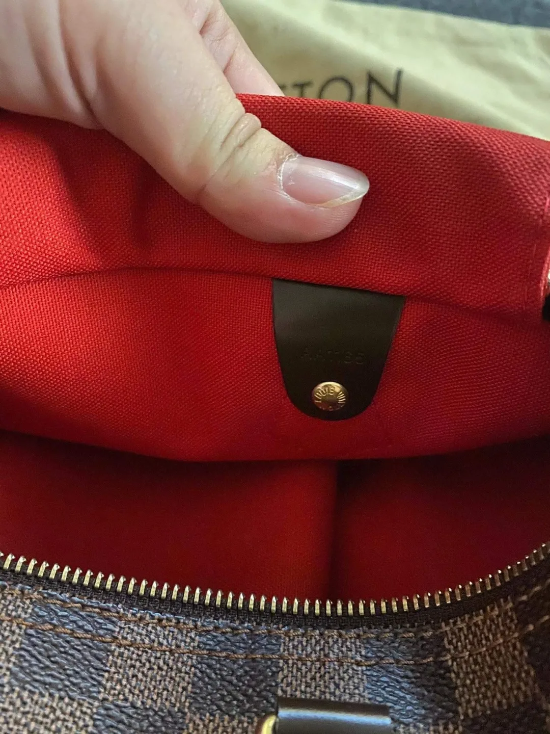 Authentic Louis Vuitton Speedy Bandoulière 25 Damier Ebene image indicator(8)