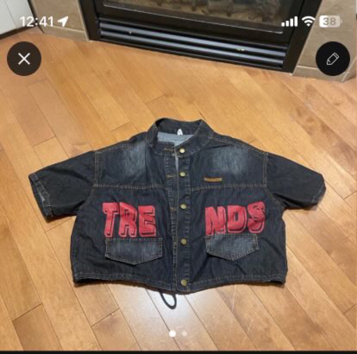 Trendy cropped denim jacket