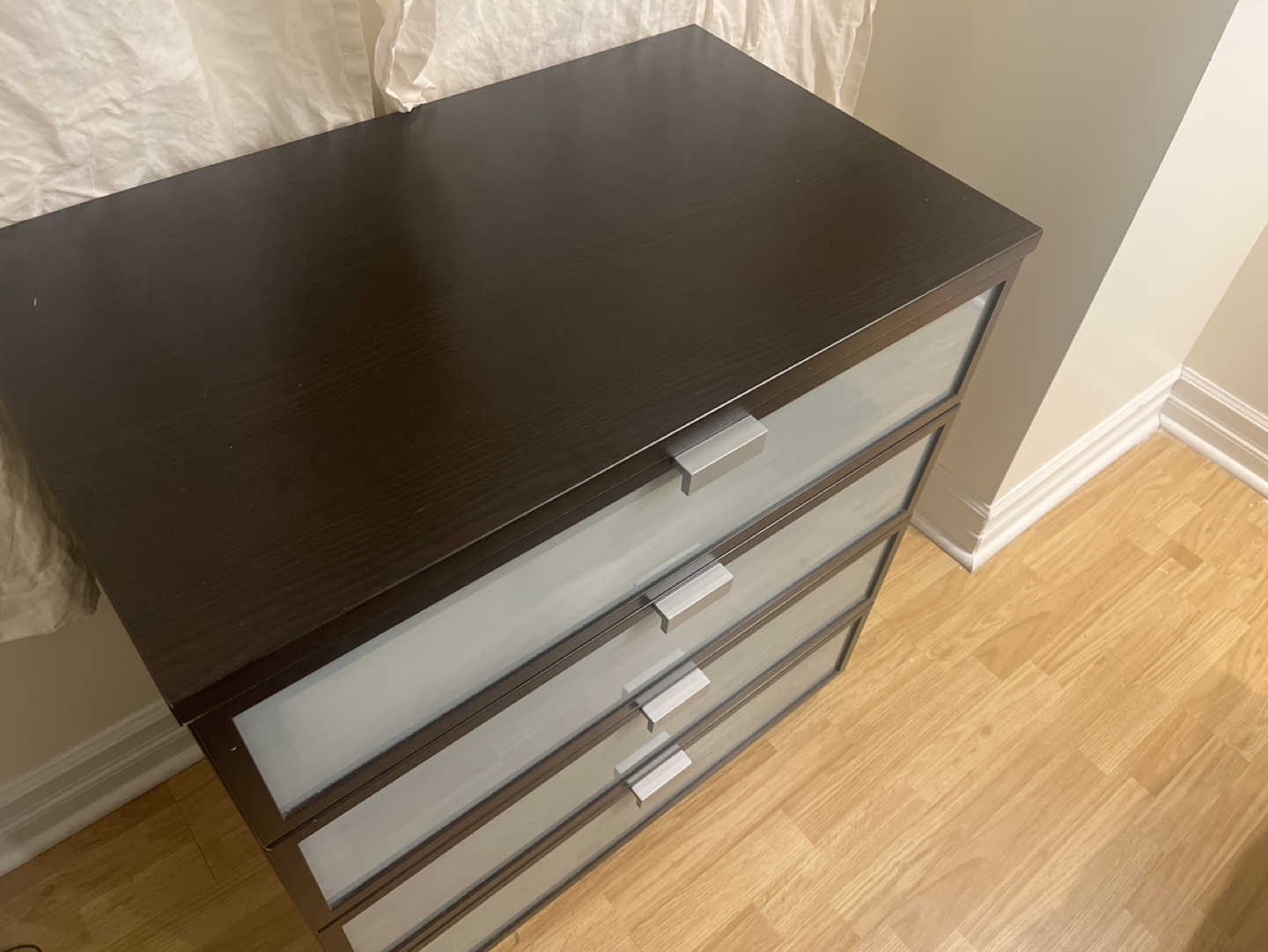 IKEA MALM 4-drawer dresser - photo 2