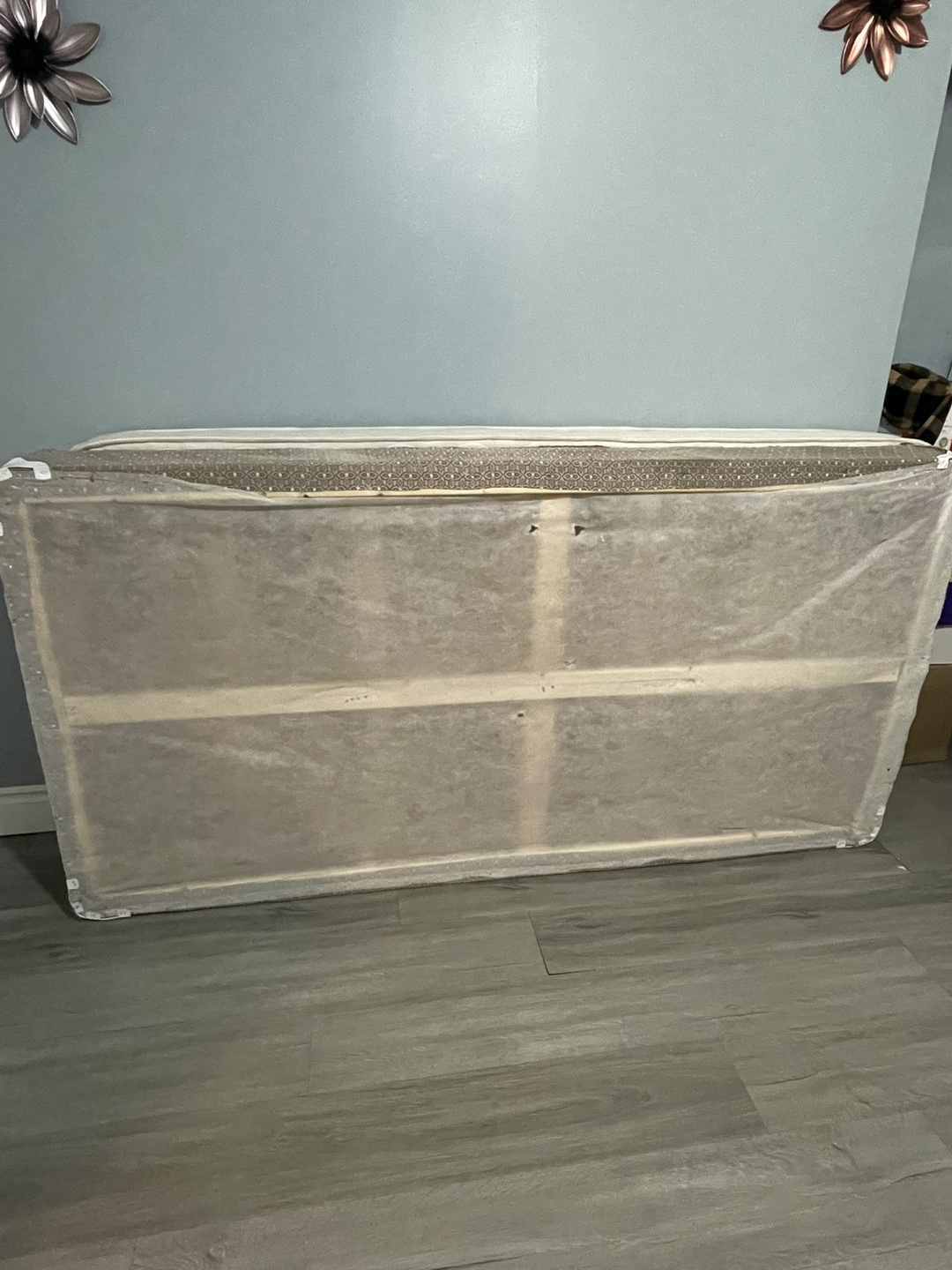 Twin Size BedBox FREE! Pick up today only!!! - photo 2