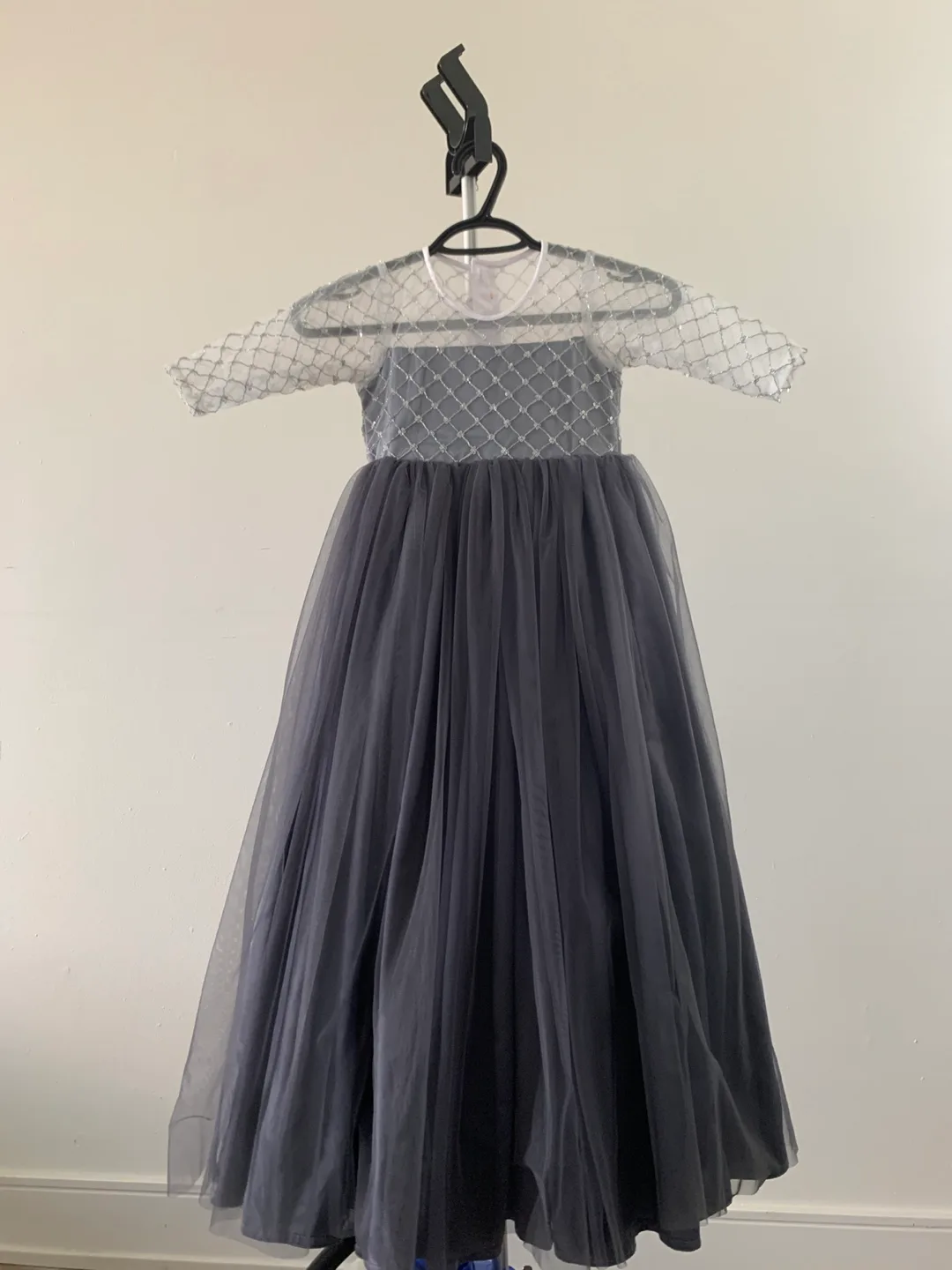 Girls’ Grey Tulle Party Dress with Silver Sequins image indicator(5)