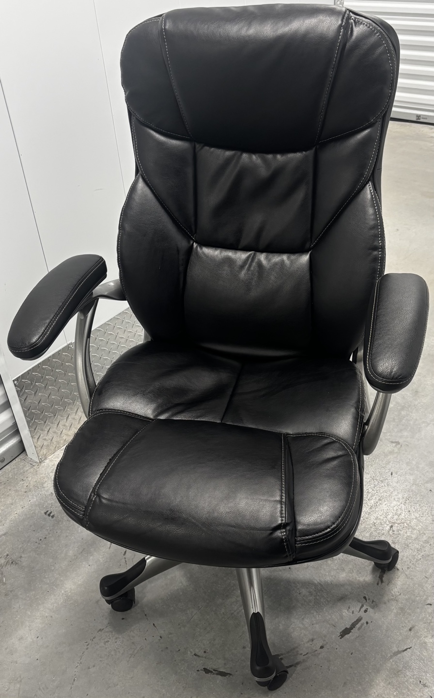 Executive Office Chair - Black Leather - Adjustable - photo 2