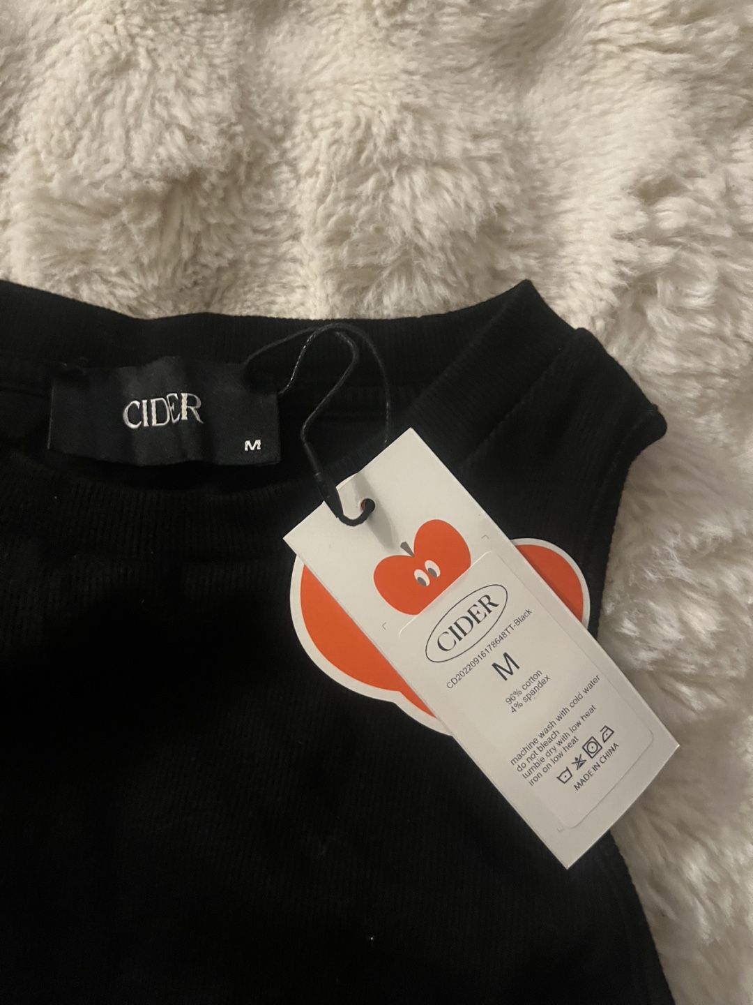 Cider Black Ribbed Crop Tank Top - Size Medium - photo 3