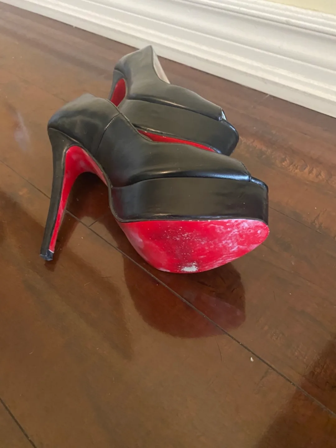 Black Leather Peep-Toe Platform Heels Christian Louboutin image indicator(3)