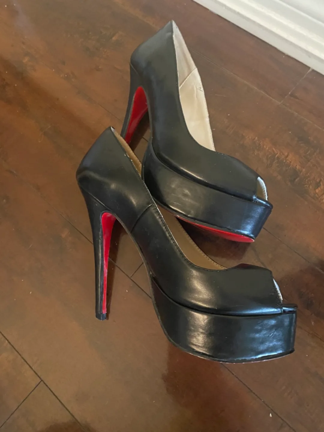 Black Leather Peep-Toe Platform Heels Christian Louboutin image indicator(5)