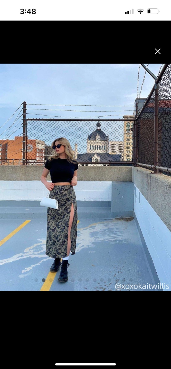 Green paisley print midi skirt with side slit