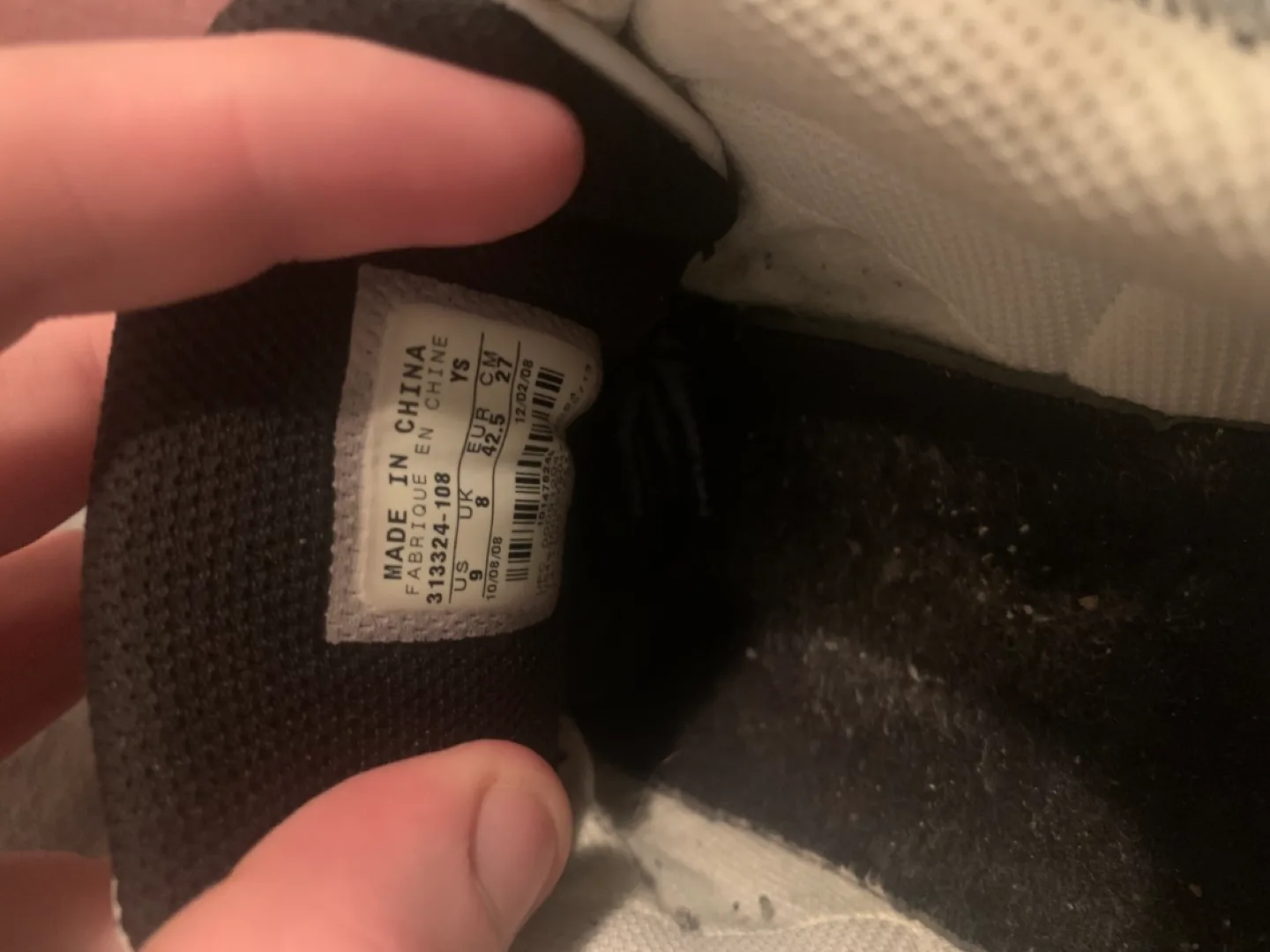 Size 9 Vintage Nike (2008) image indicator(8)