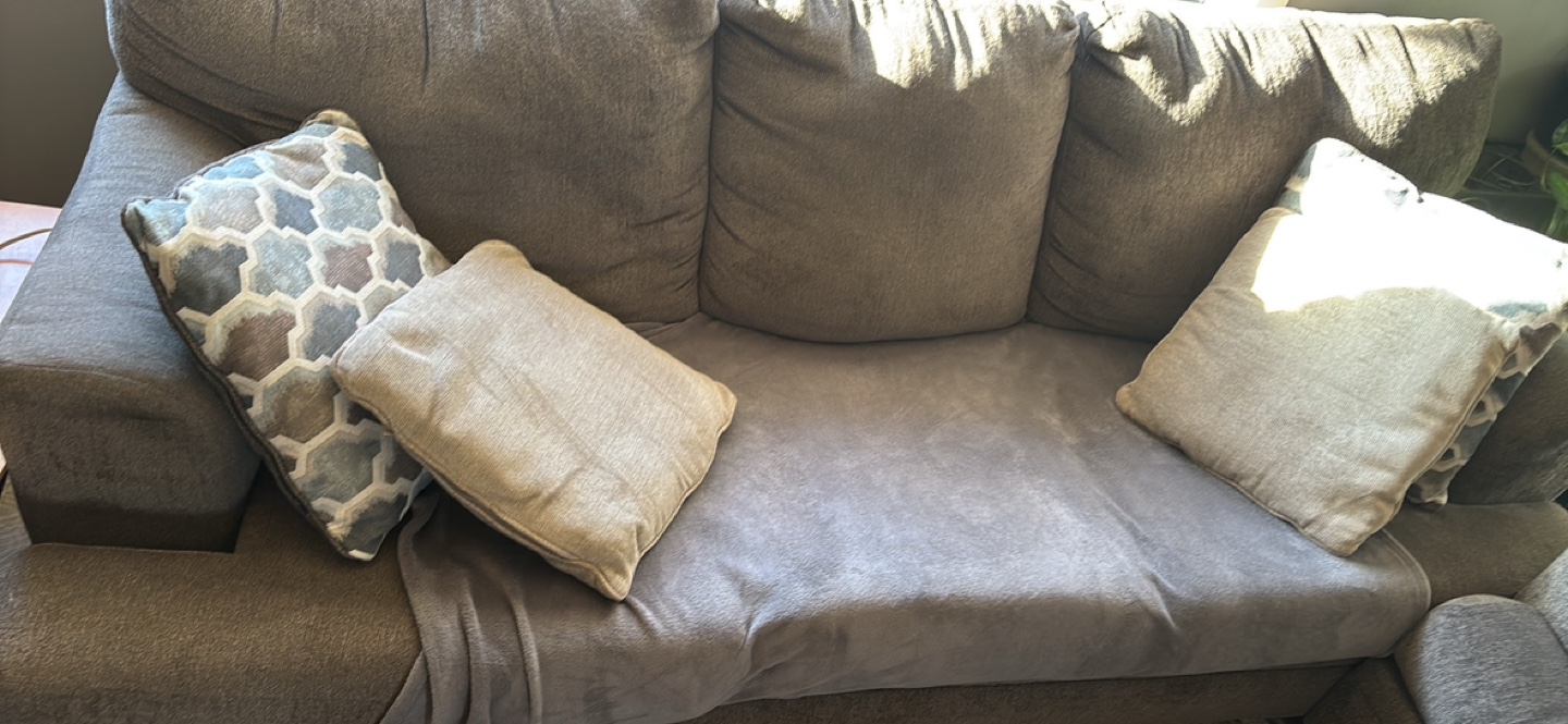 2 Grey Sectional Sofa with Throw Pillows - photo 2