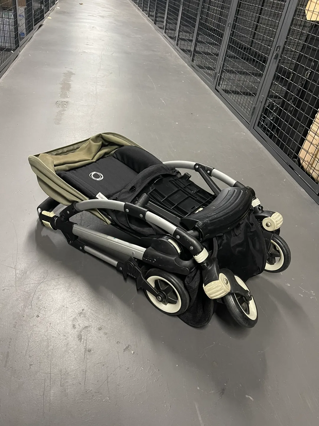 Bugaboo Cameleon Stroller - Used image indicator(9)