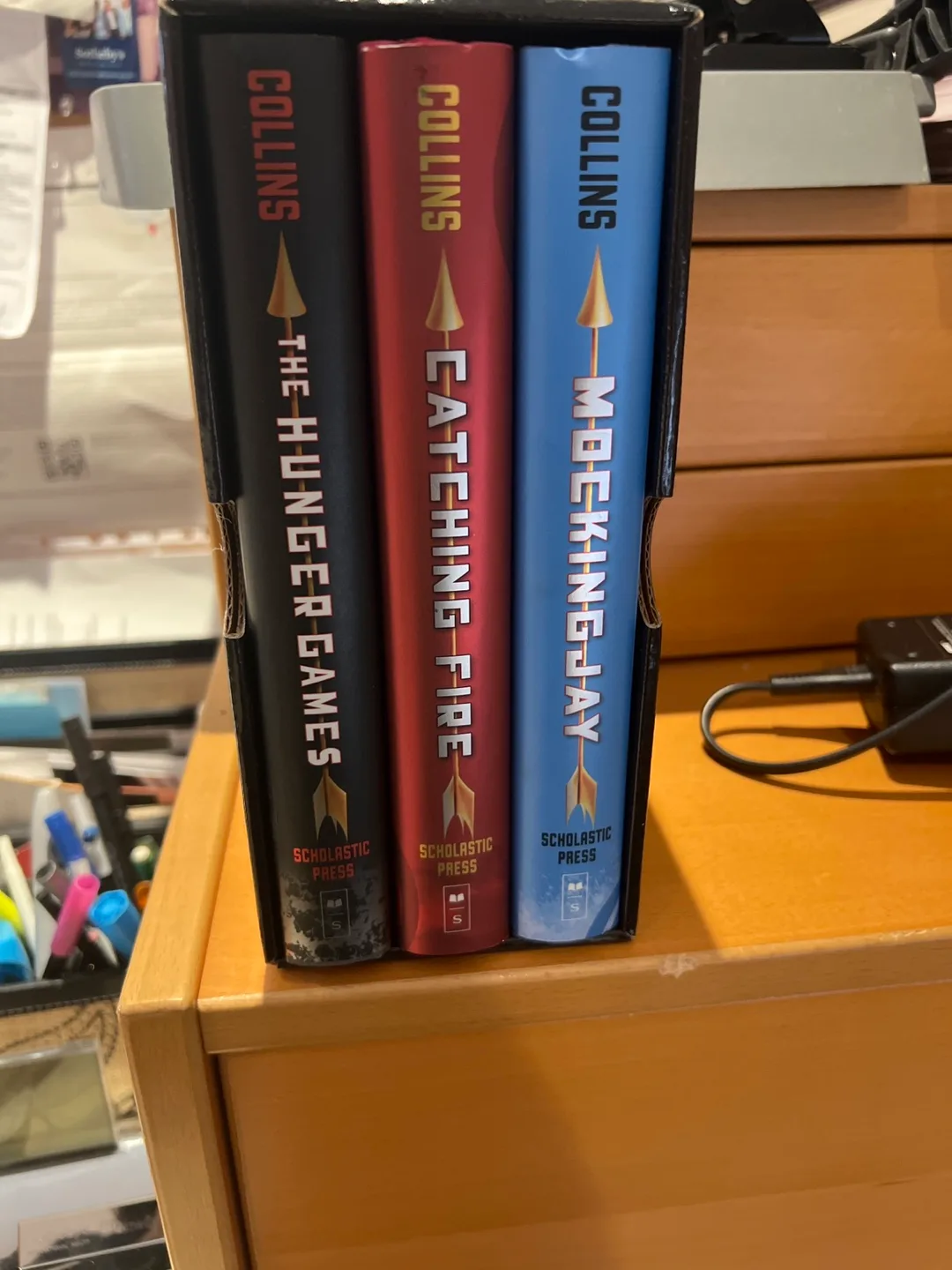 The Hunger Games Original Trilogy Box Set image indicator(3)