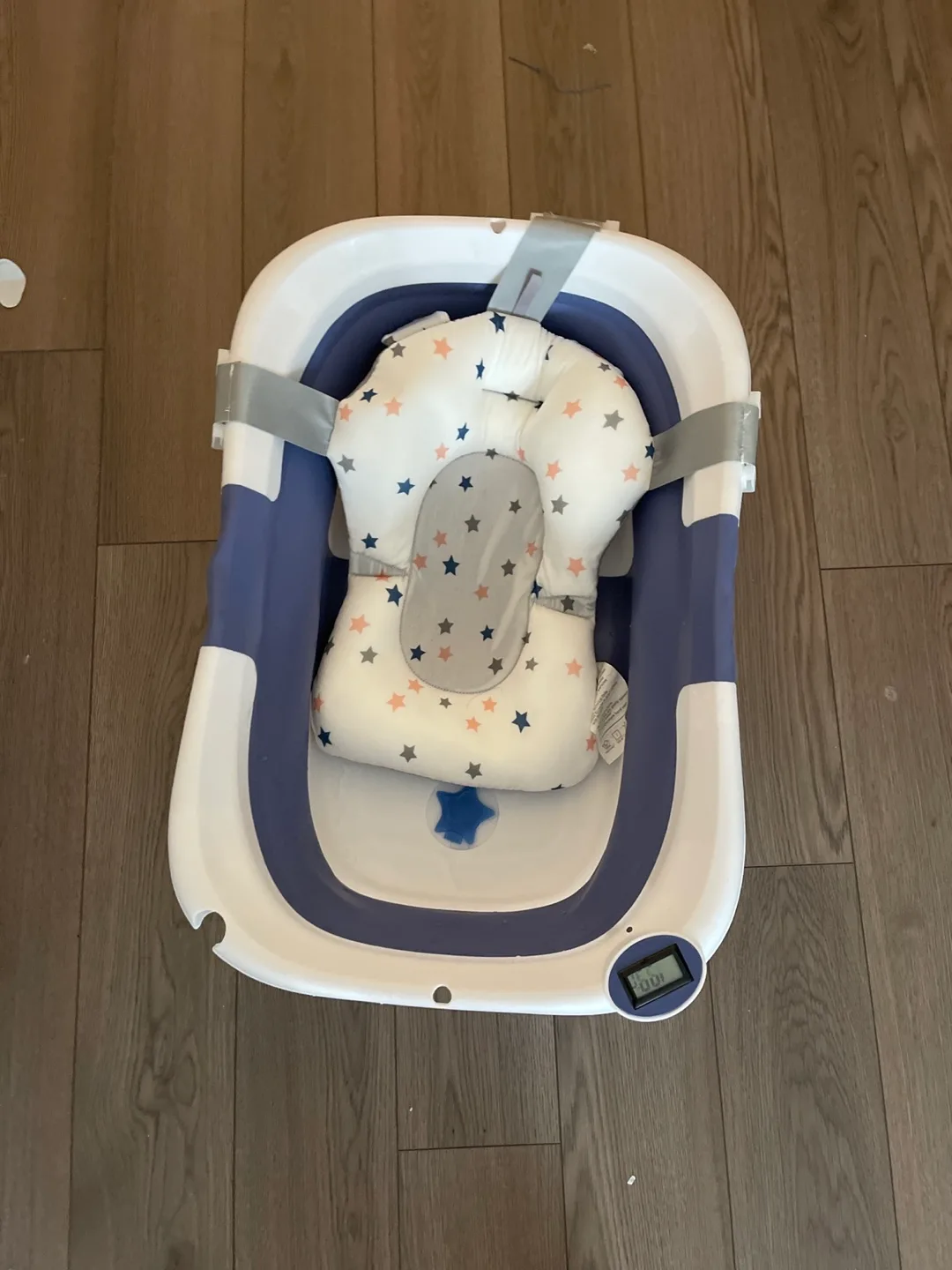 Infant Baby Bath Tub with Newborn Support & Thermometer thumbnail