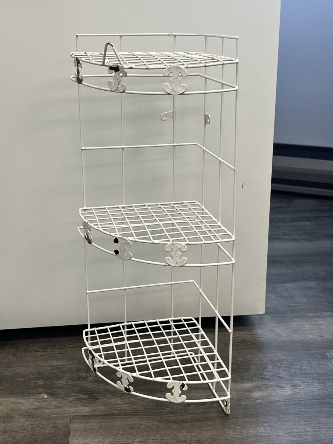 White Metal Corner Shelf Unit - photo 2