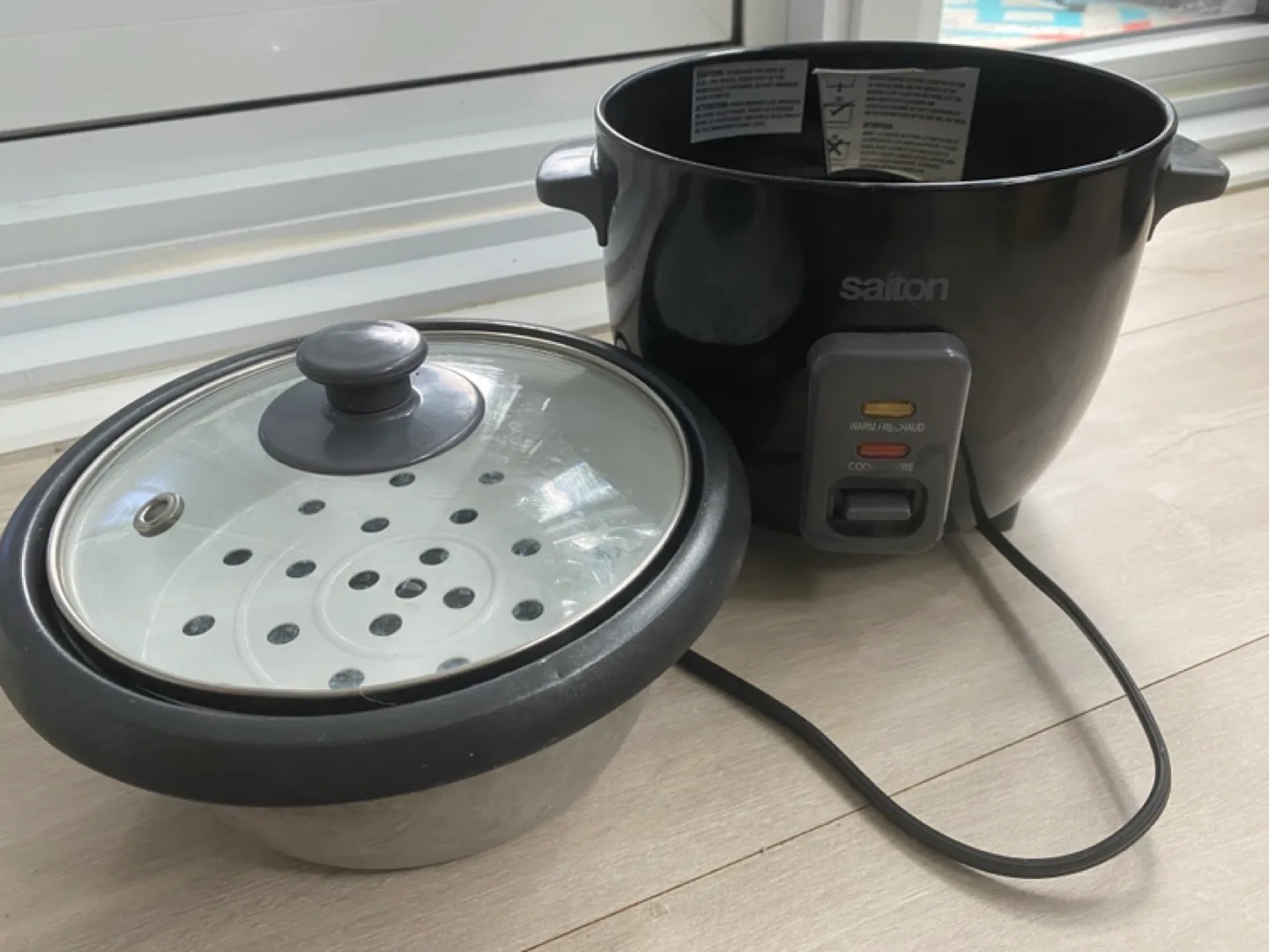 Salton Rice Cooker thumbnail