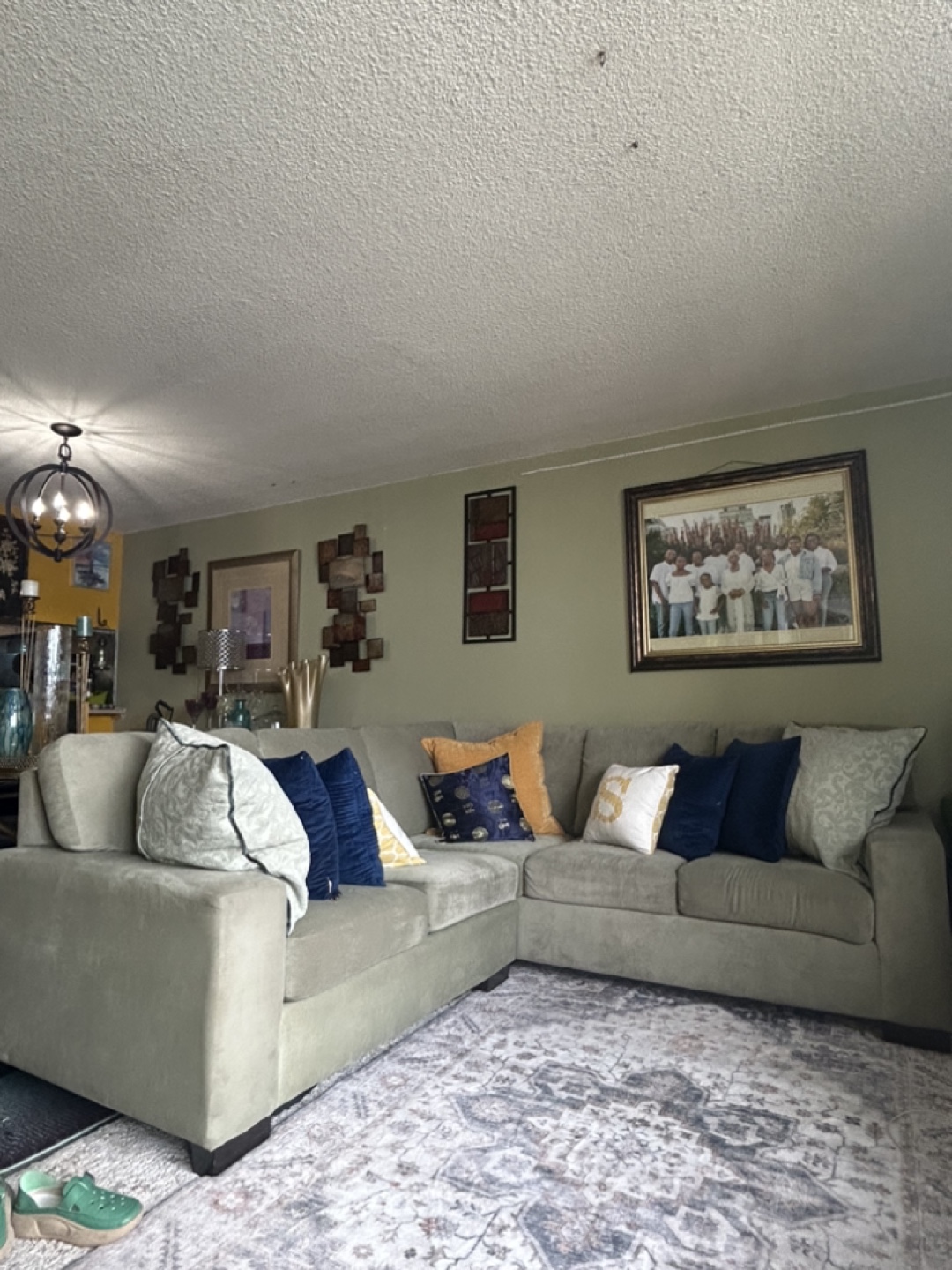L shaped sofa - photo 4