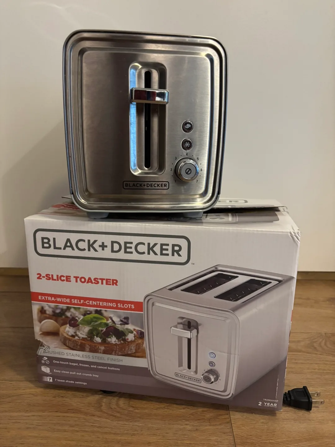 Black+Decker 2-Slice Toaster thumbnail