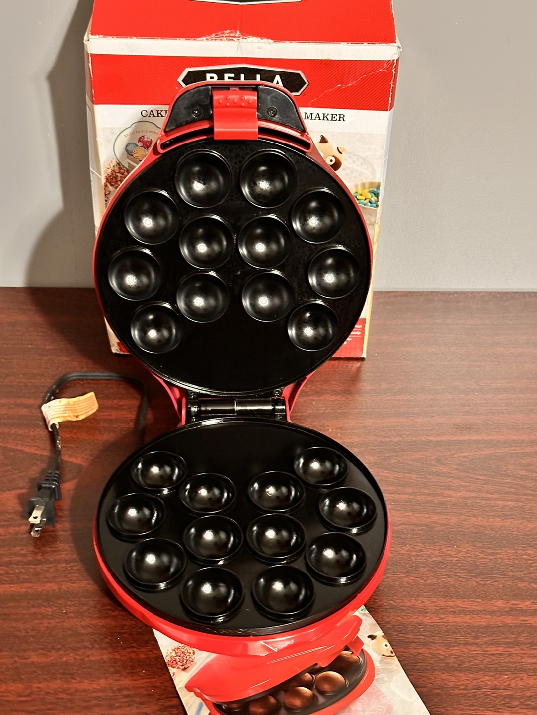 Bella Cake Pop and Donut Hole Maker - Red - photo 2