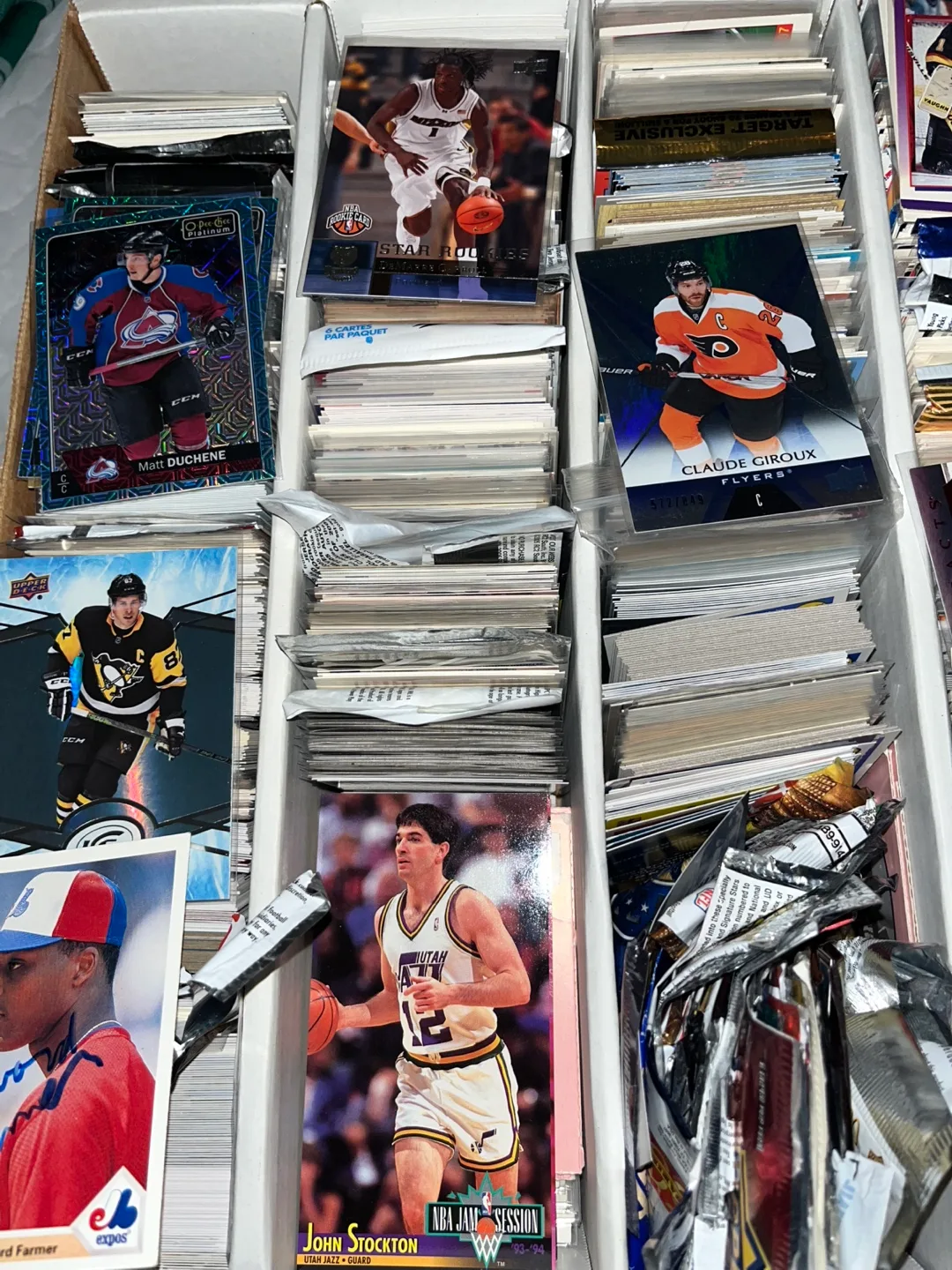 Huge Lot of Hockey, Baseball, Basketball & more Cards image indicator(3)