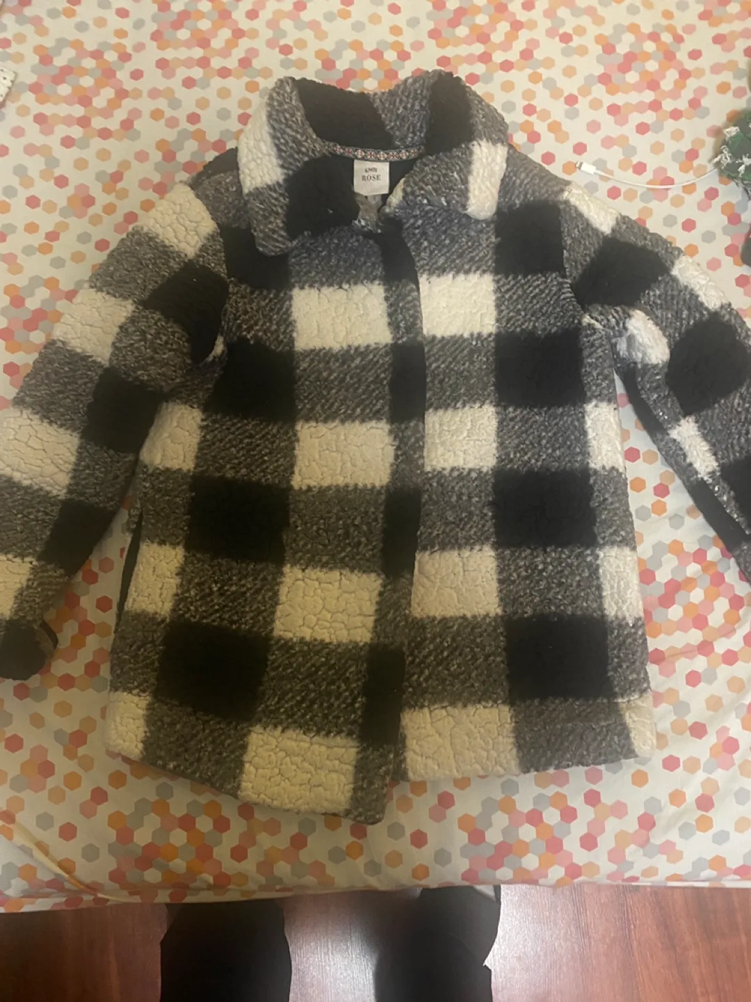 Knox Rose Women's Black and White Plaid Sherpa Jacket thumbnail